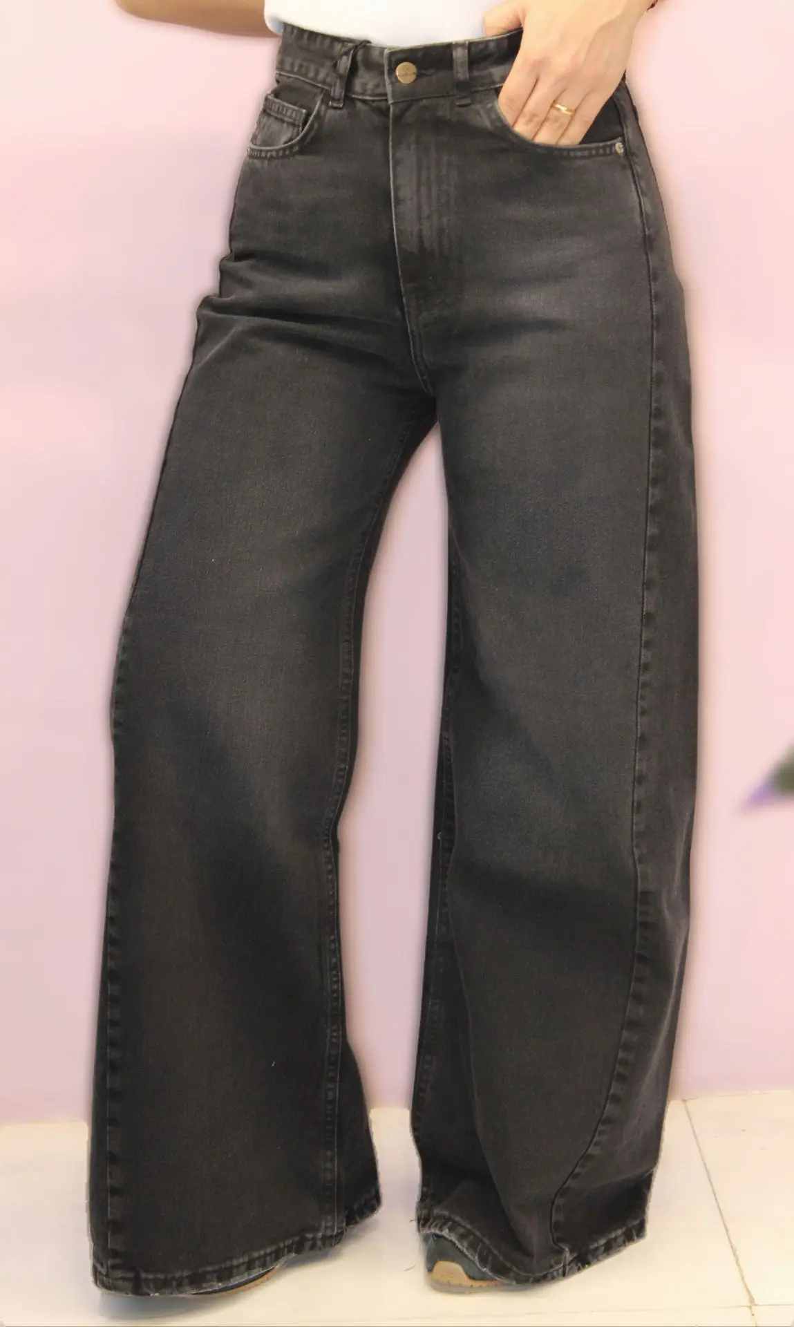 shalvar shafel kiana